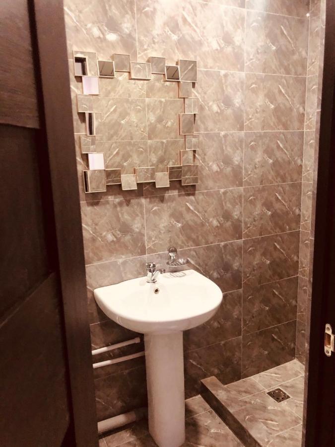 Studio apartment near republic Square Erevan Esterno foto